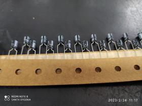 5x Capacitor Eletrolitico 15uf/10v 85º 4x7mm Epcos