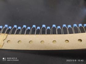 5x Indutor 68uh Radial 5% El0305ra-680j Tdk