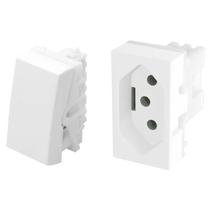 6un Módulo Tomada Padrão 2P+T 20A e Interruptor Paralelo Three Way 16A Modulare Evidence Blanc Mais FAME