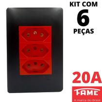 6un Tomada Padrão Tripla 2P+T 20A Vermelha Com Placa Habitat Black FAME