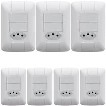 7 Conjunto 2 Interruptores Paralelo 6a + 1 Tomada 10a 250v 7 Conjunto 2 Interruptores Paralelo 6a + 1 Tomada 10a 250v
