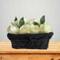 8 Hastes de Rosa Branca Artificial para Decoração de Ambientes Internos Modernos e Sofisticados - DE2423