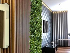 8 Placas de Folhagem Artificial Realista Painel Decorativo Linha Premium Verde para Parede e Jardins