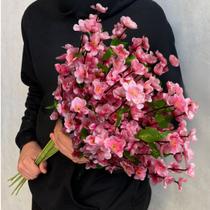 9 Hastes de Flores Artificiais Realistas 60X25 Perfeita para Vasos e Espaços Internos Elegantes 9 Hastes de Flores Artificiais Realistas 60X25 Perfeita para Vasos e Espaços Internos Elegantes