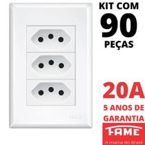 90un Tomada Padrão Tripla 2P+T 20A Com Placa Evidence FAME