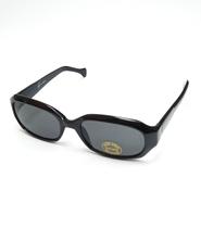 A armação em acetato preto é marrom perfeita para mulheres que buscam um acessório versátil e cheio de estilo para diversas ocasiões. 45153