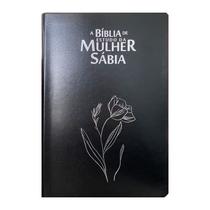 A Bíblia de Estudo da Mulher Sábia ARC Full Color C/ Harpa Avivada e Corinhos Capa PU Luxo Magnólia Preta