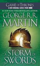 A Storm Of Swords - A Song Of Ice And Fire - Book Three - Mass Market Paperback: 3
