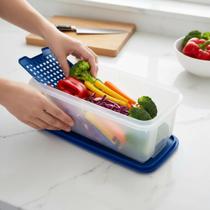 A Tupperware Super Caixa 4,3 Litros Transparente com tampa Azul