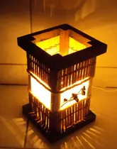 Abajur de mesa cabeceira cômoda luminária rustico telinha de bambu madeira sala quarto hotel pousada