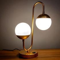 Abajur de Mesa moderno Jabuticaba Jennifer dourado com 2 Globos de Vidro 10cm Para Sala, quarto, cabeceira de cama