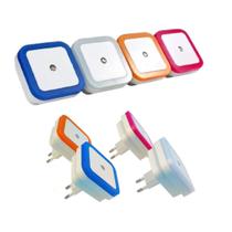 Abajur de Tomada Luminária Led Quadrado com Sensor Automático Laranja