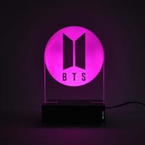 Abajur e Luminária BTS de Acrílico com LED Rosa Abajur e Luminária BTS de Acrílico com LED Rosa