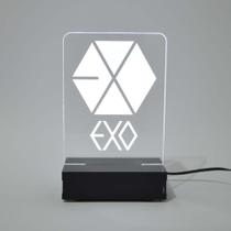 Abajur e Luminária EXO de Acrílico com LED Branco