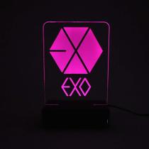 Abajur e Luminária EXO de Acrílico com LED Rosa