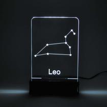 Abajur e Luminária Signo Leão de Acrílico com LED Branco - Universo Acrílico