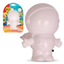 Abajur Infantil de Tomada LED Astronauta Bivolt 127V/220V