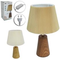 Abajur Luminária Com Cúpula E Base De Metal Tmd Stil Decor Bivolt 35,5x22,3cm De Ø Abajur Luminária Com Cúpula E Base De Metal Tmd Stil Decor Bivolt 35,5x22,3cm De Ø