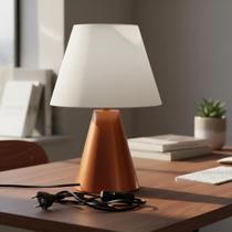 Abajur luminária de Mesa Cone Cor Cobre Aluminio Bivolt Com Cúpula bege Abajur luminária de Mesa Cone Cor Cobre Aluminio Bivolt Com Cúpula bege