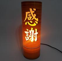 Abajur Luminária de mesa Oriental Kanji Gratidão Abajur Luminária de mesa Oriental Kanji Gratidão