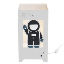 Abajur Luminária MDF Quarto Bebê Kit Higiene Astronauta Abajur Luminária MDF Quarto Bebê Kit Higiene Astronauta