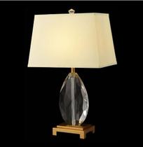 Abajur metal dourado corpo em cristal k9 clear com cupula em tecido