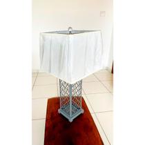 Abajur Metal Vazado Cinza Design Quadrado Com Cúpula Branca