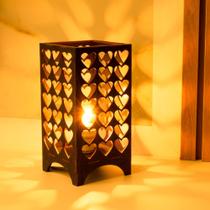 Abajur Moderno Coração Quarto Cabeceira Luminária de Mesa Com Tomada Madeira Preto