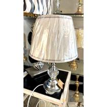 Abajur Redondo Cristal Ondulados 3d Base Metal Cupula Luxo