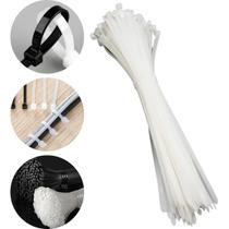 Abraçadeiras de Nylon 15cm 1000 Unidades Presilha Resistente e Versátil Abraçadeiras de Nylon 15cm 1000 Unidades Presilha Resistente e Versátil