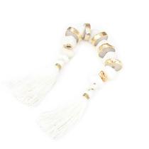 Acessório Decorativo Colar de Mesa Com Pedra Quartzo Branco e Dourado Acessório Decorativo Colar de Mesa Com Pedra Quartzo Branco e Dourado