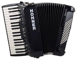 Acordeao Modelo Amica III 72 Preto com Case - HOHNER