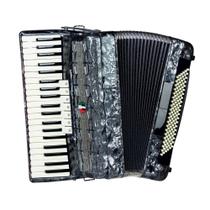 Acordeon Cadenza 120 Baixos CD120/41 C/Bag GR Cinza Perola Acordeon Cadenza 120 Baixos CD120/41 C/Bag GR Cinza Perola