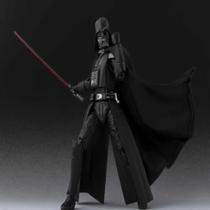 Action Figure Darth Vader Star Wars 15cm com Sabre Luz