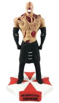 Action Figure Nemesis Resident Evil 3 Em Resina 18cm Action Figure Nemesis Resident Evil 3 Em Resina 18cm