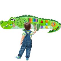Activity Wall Busy Board Panels Crocodile 9 em 1 para crianças