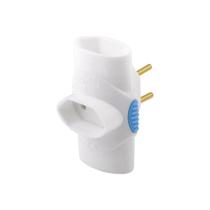 Adaptador 3 tomadas 2p+t 10a branco legrand dn1677
