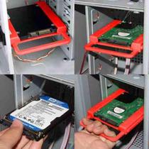 Adaptador de Baia Universal de HDD e SSD de 2.5 para 3.5 TB22600 - Genérica