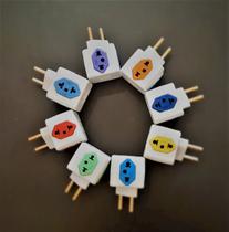 Adaptador de tomada 4 entradas 10A Adaptador de tomada 4 entradas 10A