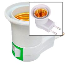 Adaptador Tomada Bocal de Lâmpada - Botão Liga Desliga Bivolt E27