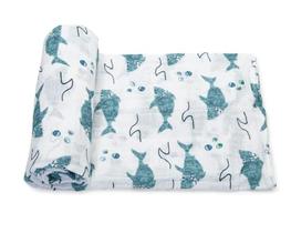 ADDISON BELLE Swaddle Blanket 100% Muslin Cotton Newborn Swaddle for Baby Boy/ Girl Soft Lightweight Baby Wrap + Receiving Blanket Unissex 47" x 47" (Tubarões)
