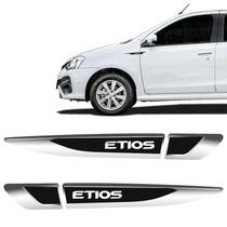 Adesivo Aplique Lateral Etios Hatch Sedan Emblema Resinado