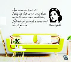 Adesivo com Frase e Rosto de Clarice Lispector