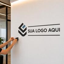 Adesivo com Verniz Personalizado Logo Empresa Decoração Comercial p/ Parede Adesivo com Verniz Personalizado Logo Empresa Decoração Comercial p/ Parede