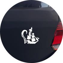 Adesivo de Carro Monstro Kraken Destruindo Navio - Cor Marrom