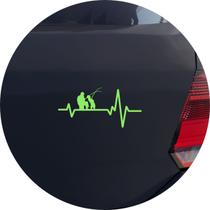 Adesivo de Carro Pai e Filho Pescando Batimento Pescaria - Cor Verde Claro