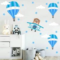 Adesivo De Parede Berçário Menino Urso Aviador Azul Claro