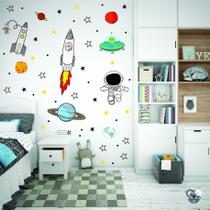 Adesivo de Parede Infantil Astronauta Foguete Galaxia Ovnis