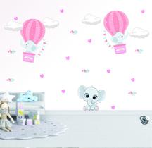 Adesivo de Parede Infantil Elefante Balões Corações - Colakoala