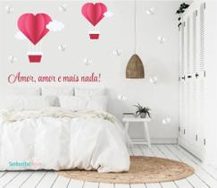 adesivo de parede quarto de casal balões corações frase